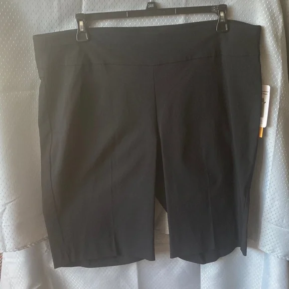 Ruby Rd black short pull on short with stretch slimming contour waistband 24W - Picture 16 of 17